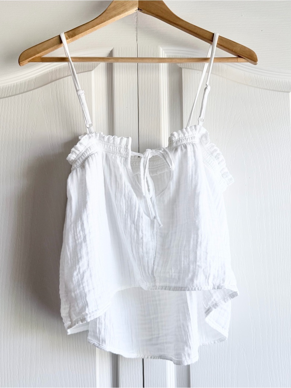 Old Navy Square Neck Crinkle Gauze Knit Top - Picture 4 of 7